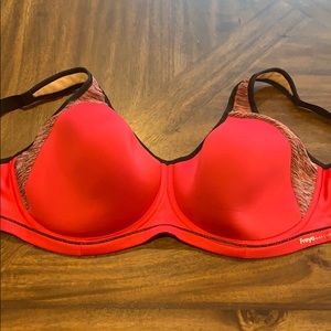 Freya Active Sonic Moulded Sports Bra Underwire